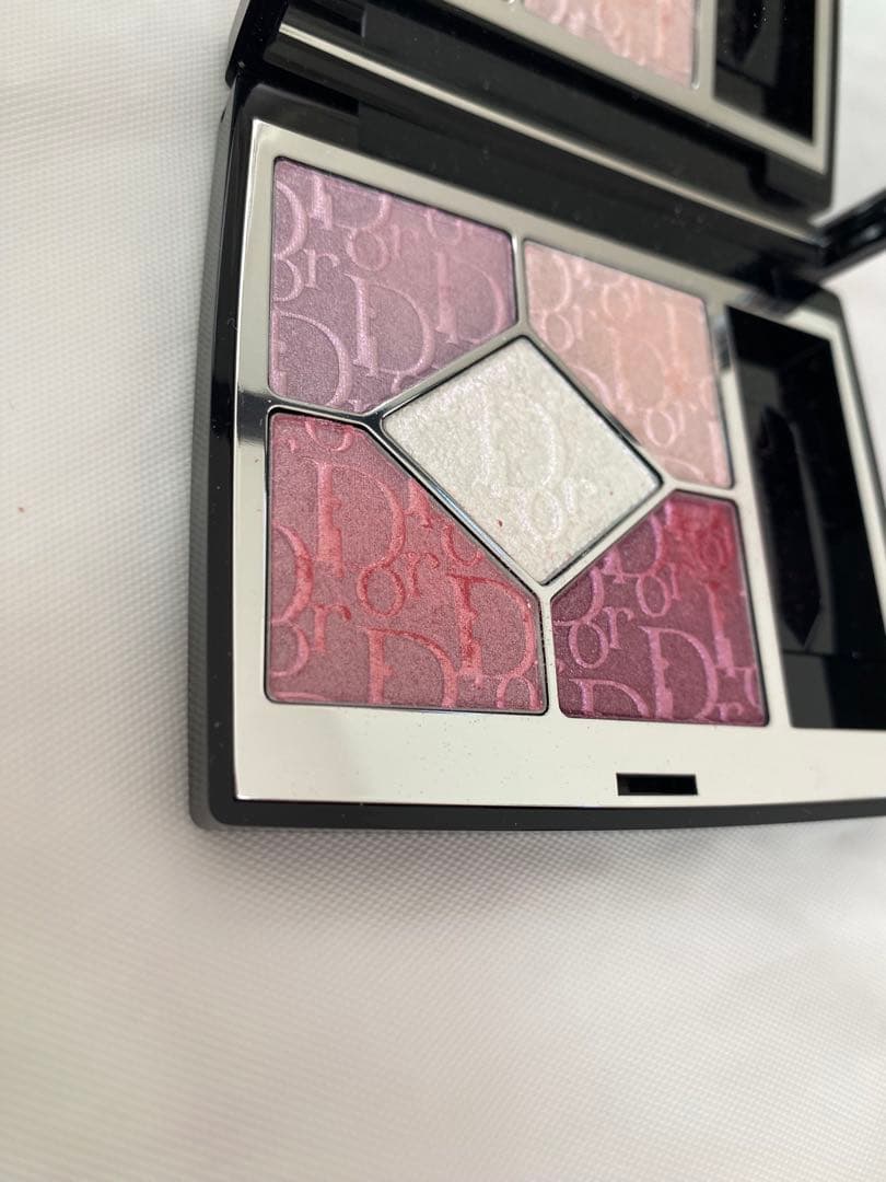 Dior アイシャドウ　ピンクロリポップ