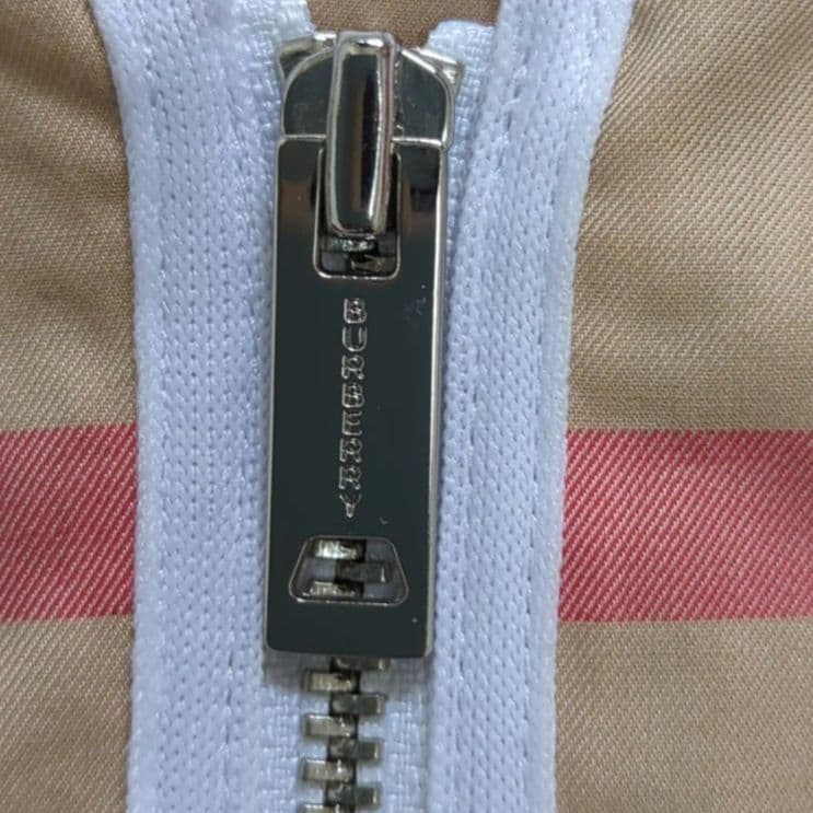 未使用級✨バーバリー 現行モデル スリーブレス ストレッチコットン ドレス