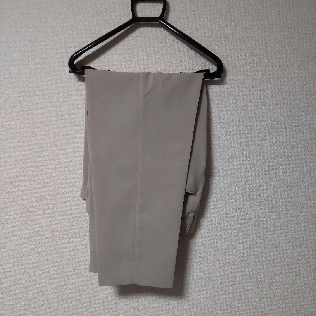 ユナイテッドトウキョウ リネンセットアップ ベージュ