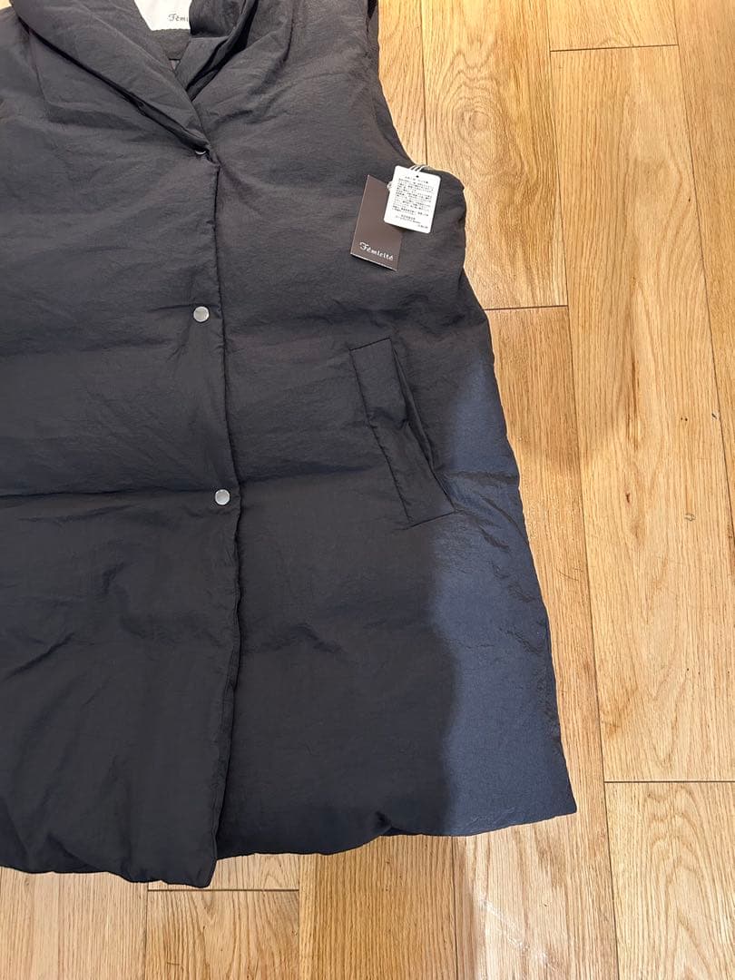 専用クールカレアン　ダウン　フェザー　ベスト　新品タグ付き　定価￥39600円