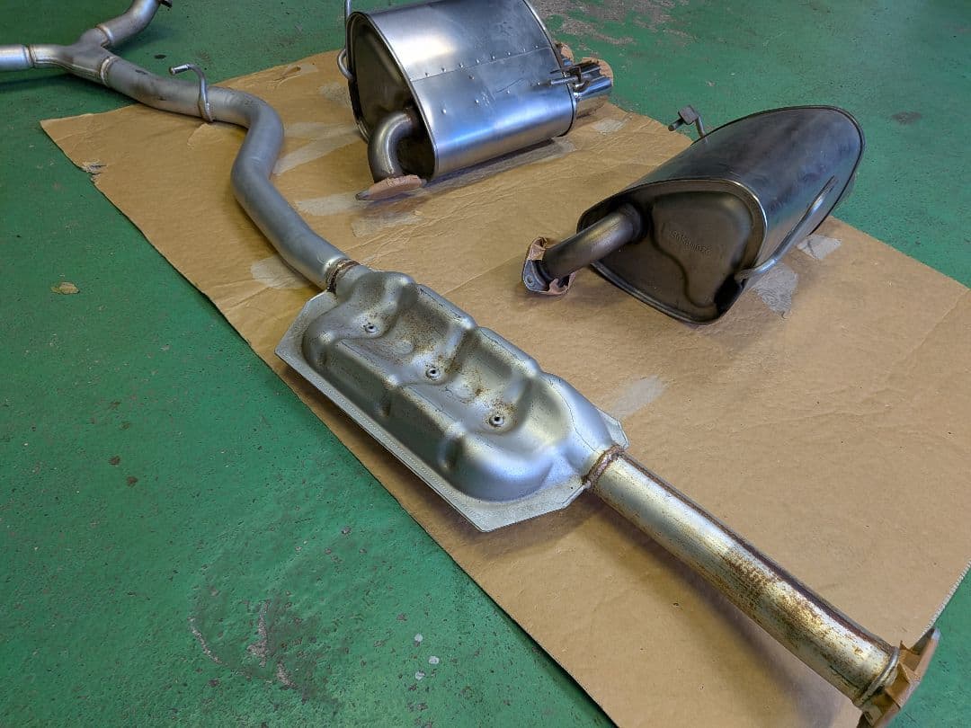 WRXSTI VABセンターリヤピースマフラー SKPMVA1 MMVV5L R