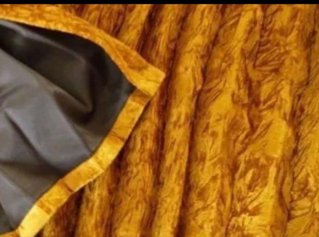 雅 チンチラZERO アコーディオン仮眠カーテン（ゴールド） 裏地付　トラック用