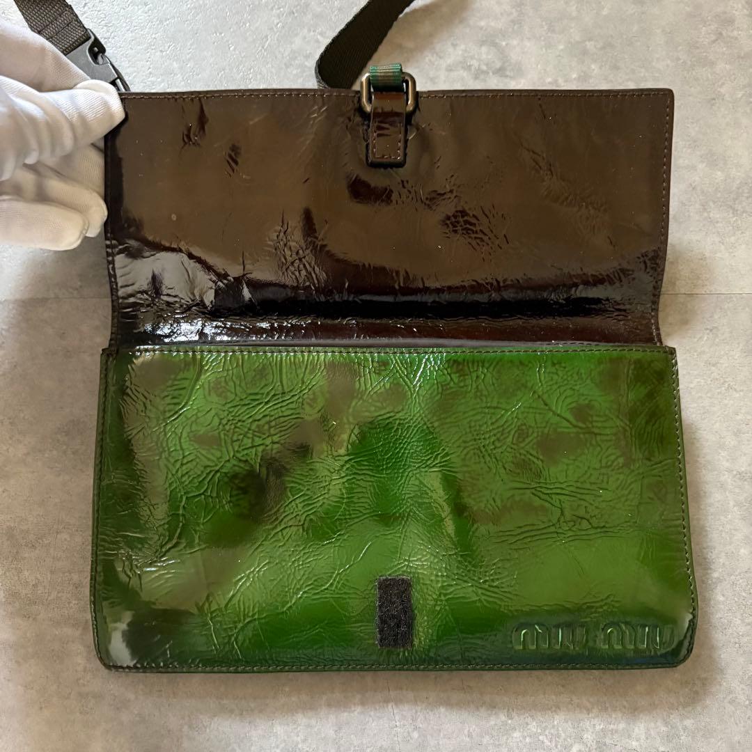 バッグ 00s miumiu archive enamel shoulder bag