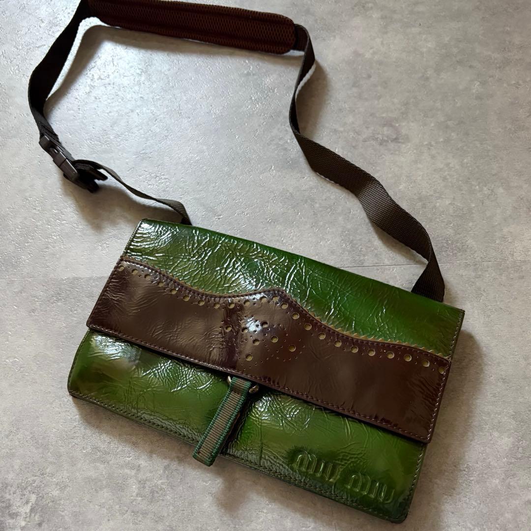 バッグ 00s miumiu archive enamel shoulder bag