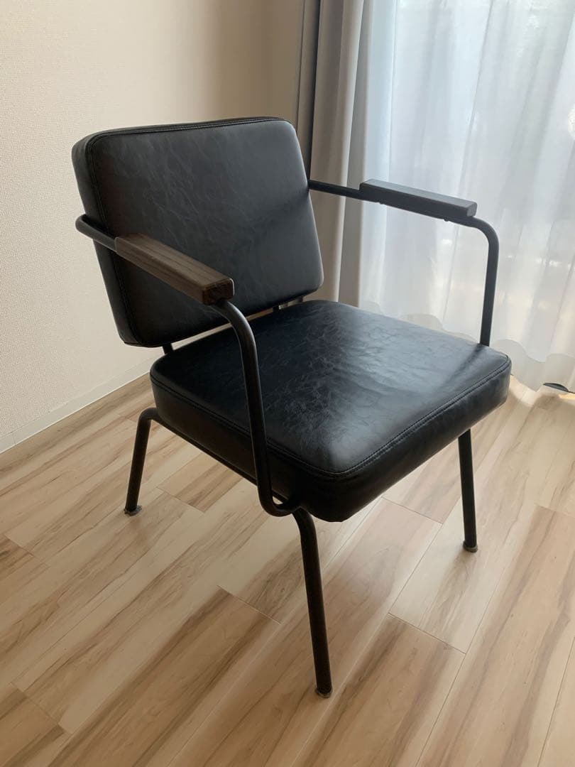 LOWYA 1人掛けソファ ダイニングソファ ヴィンテージ調　一脚