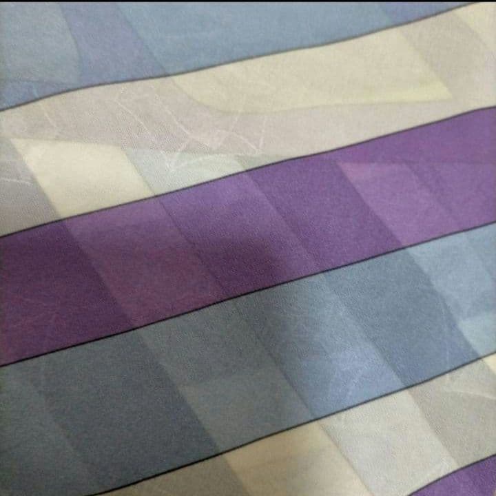 正規品新品未使用のエミリオプッチの大判ショールスカーフ　シルク　イタリア製