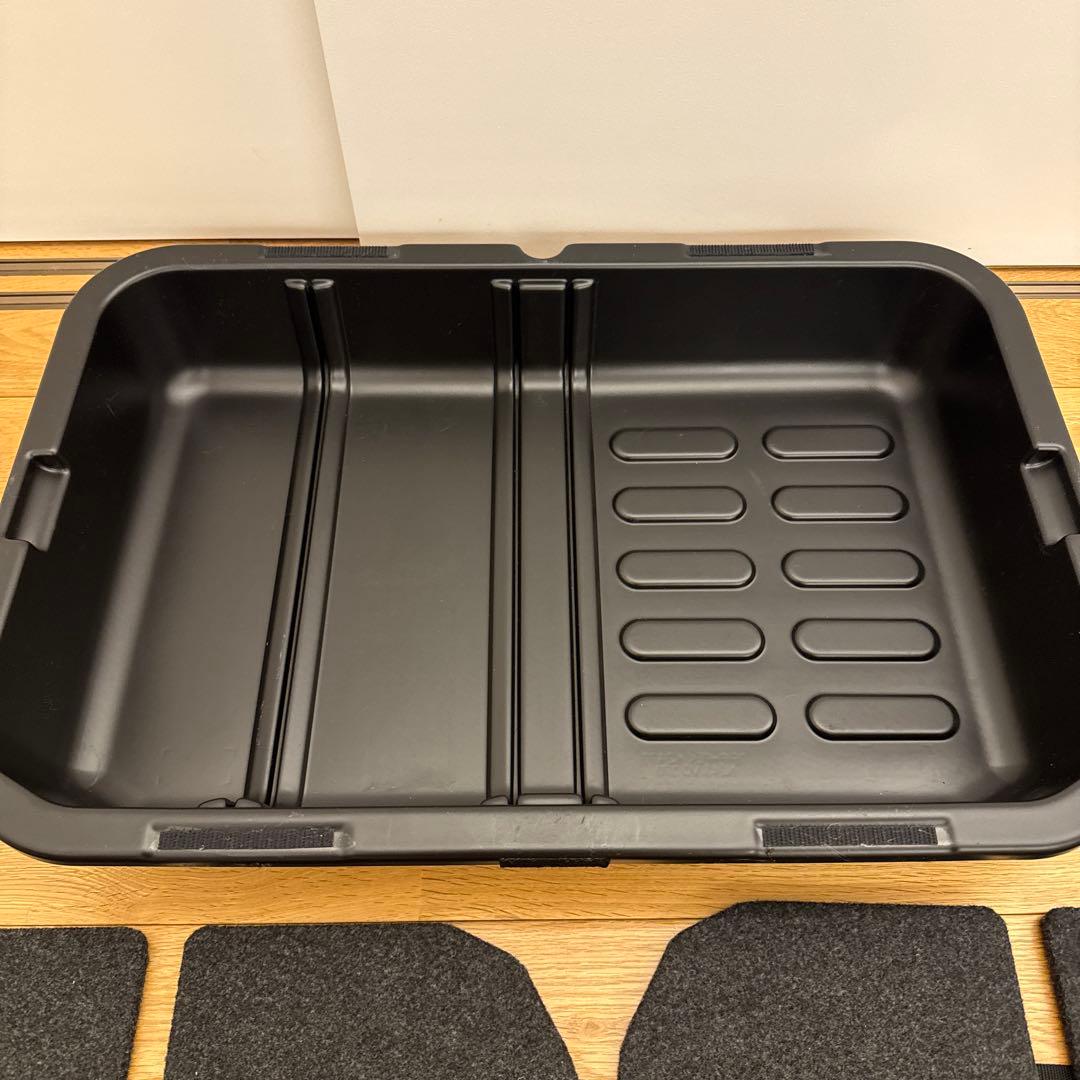 MAZDA純正　ロードスター　トランクルームトレイ ND