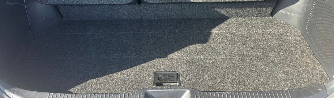 トヨタ　エスティマ　ラゲッジボードACR50 ＴＯＹＯＴＡ 黒