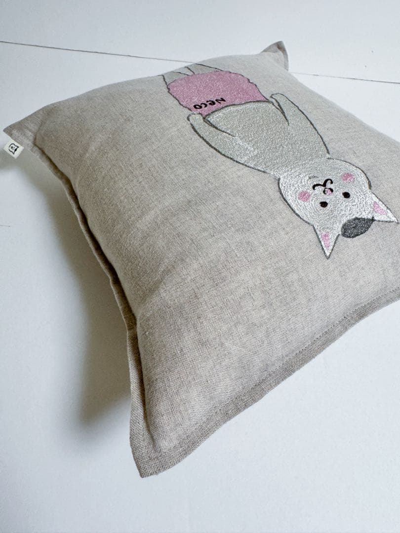 Coral & Tusk コーラルアンドタスク　× 猫村さん　クッション