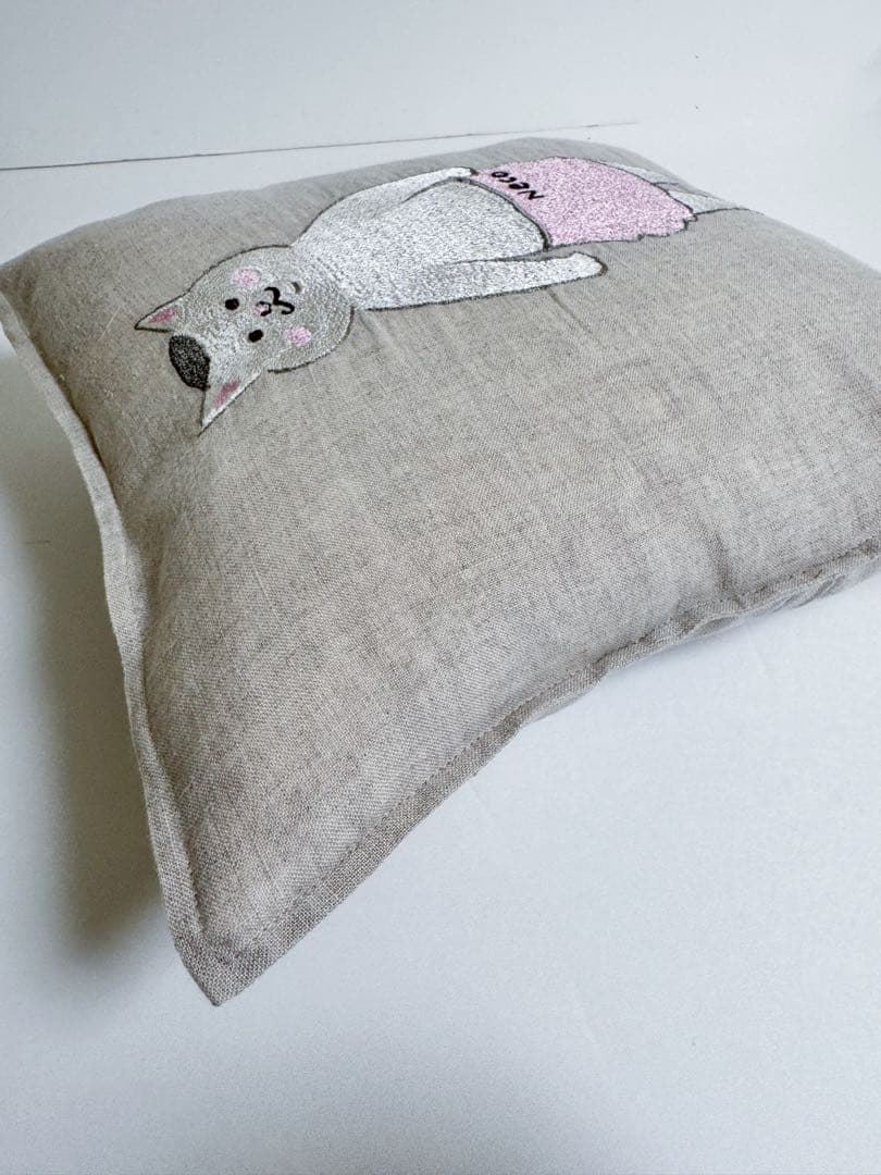 Coral & Tusk コーラルアンドタスク　× 猫村さん　クッション