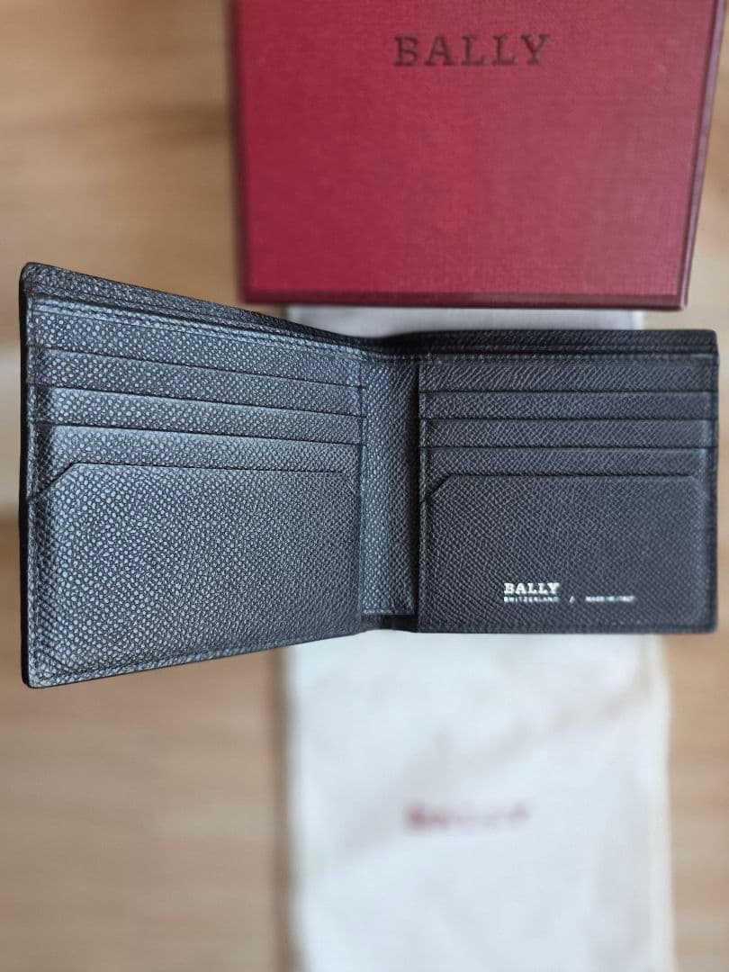 BALLY 二つ折り財布 カクタス刺繍