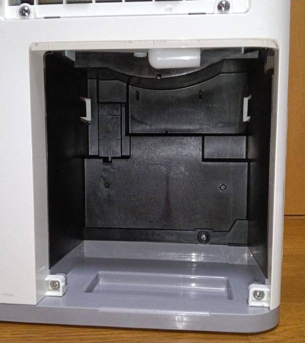 【美品】CORONA衣類乾燥除湿機。