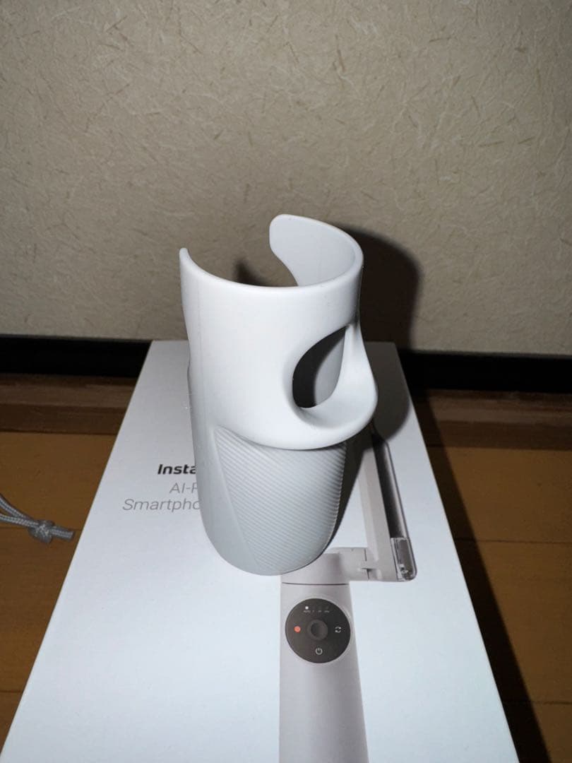 スマホアクセサリー Insta360 Flow(2023)