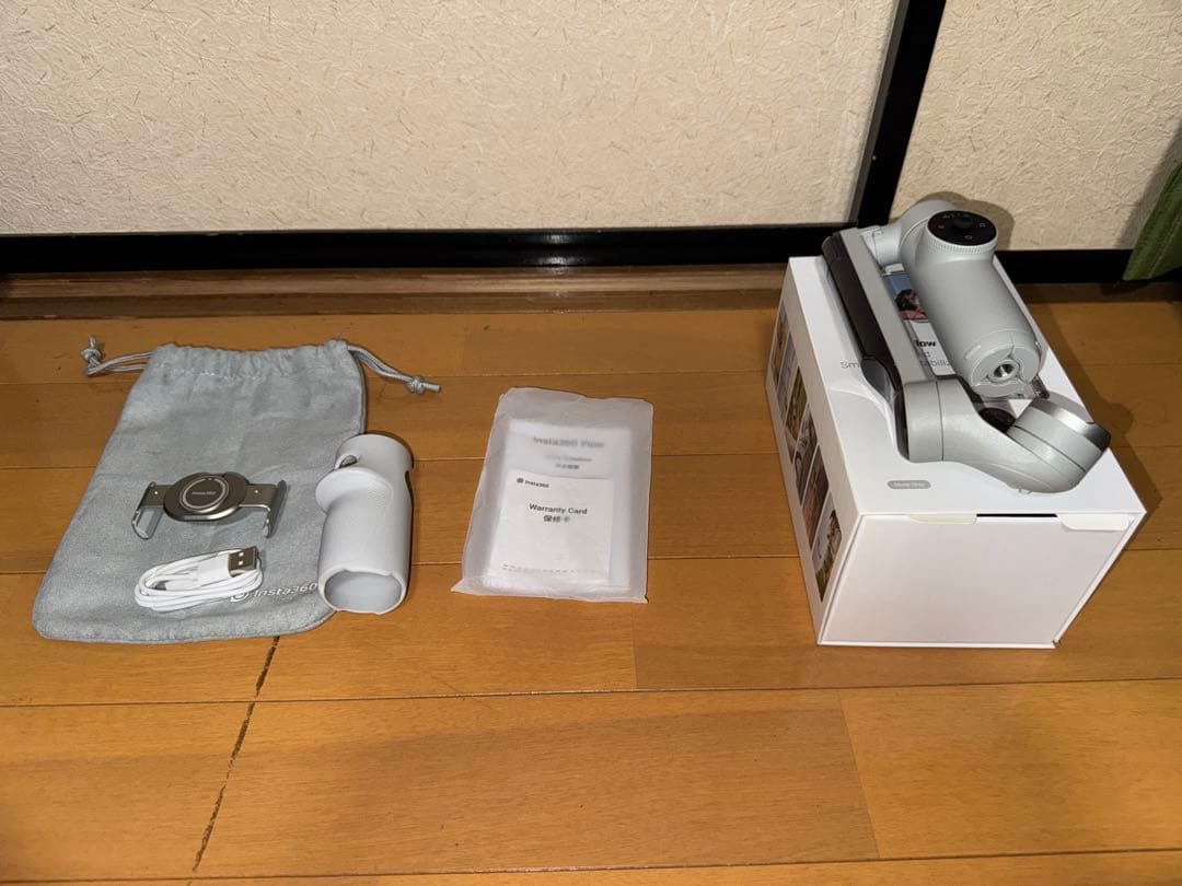 スマホアクセサリー Insta360 Flow(2023)