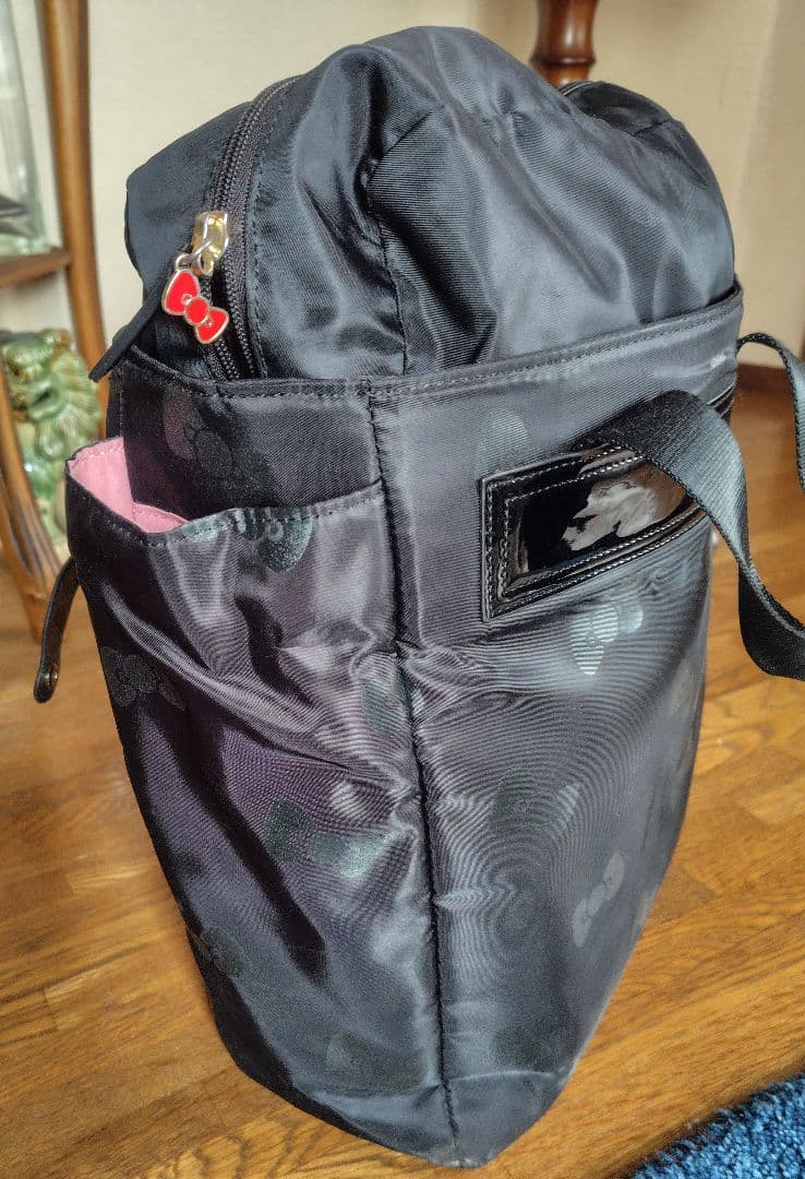 スワニー　キャリーバッグ　ハローキティ