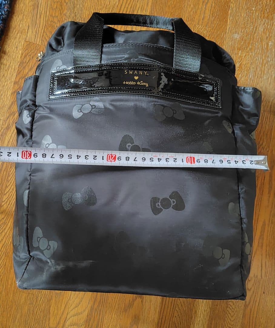 スワニー　キャリーバッグ　ハローキティ