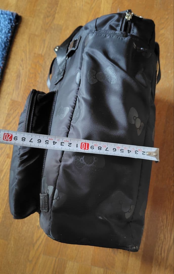 スワニー　キャリーバッグ　ハローキティ