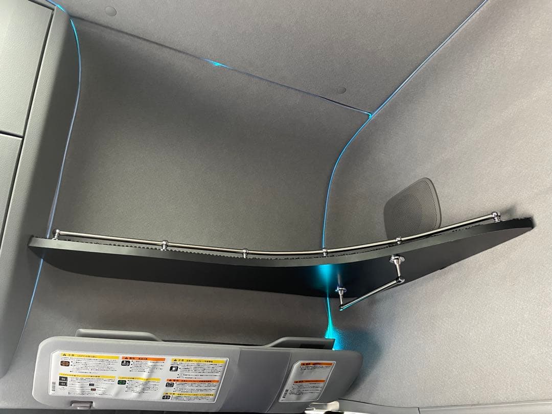 ニャンコ先生 ‼️UD クオン 専用 ルーフラック