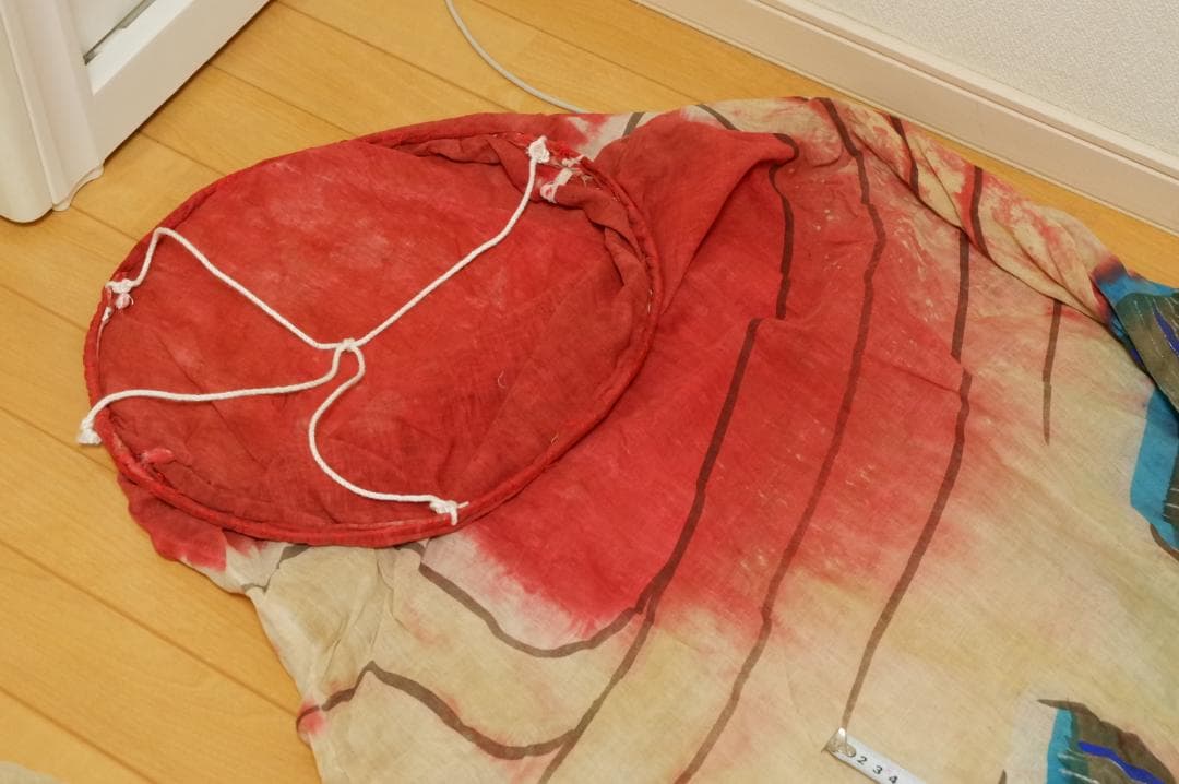 鯉のぼり　大きめ　布製　古い　レトロ　時代物　10-10