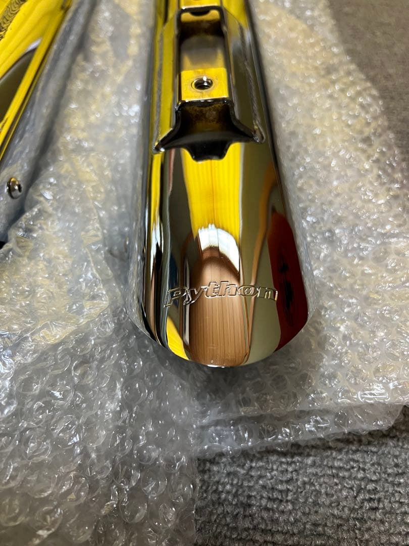 ハーレー　マフラー　python