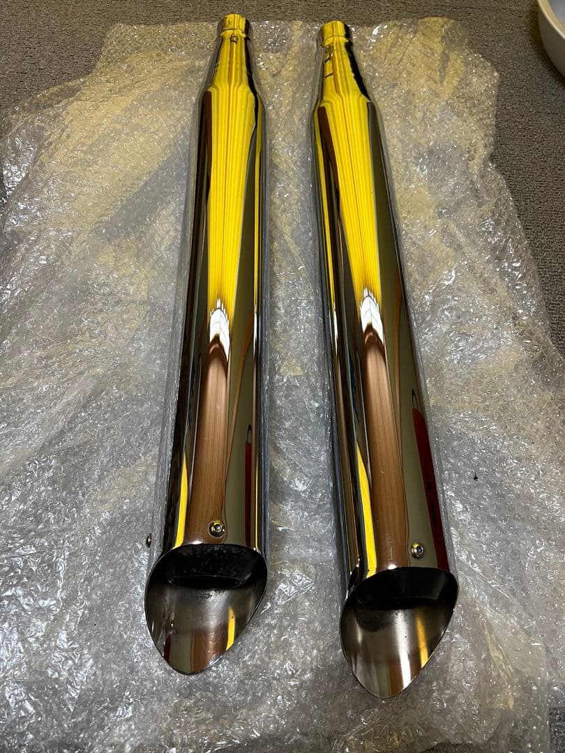 ハーレー　マフラー　python