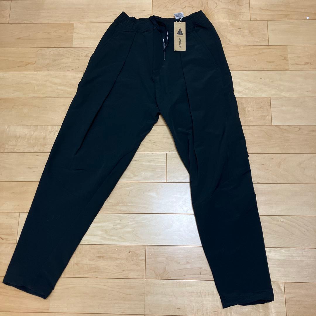 新品 タグ付き adidas and wander トレイルパンツ