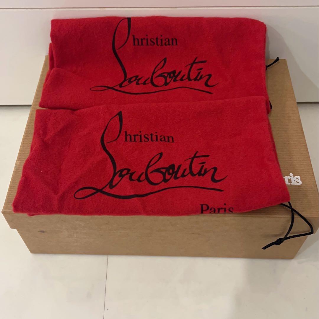 【美品】クリスチャン　ルブタン　パンプス