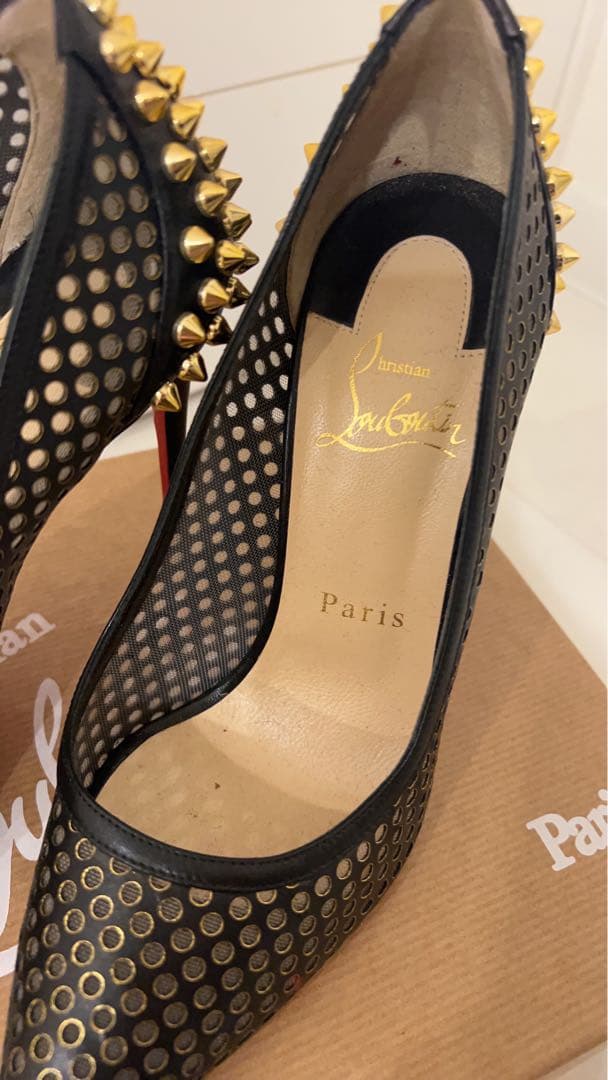 【美品】クリスチャン　ルブタン　パンプス