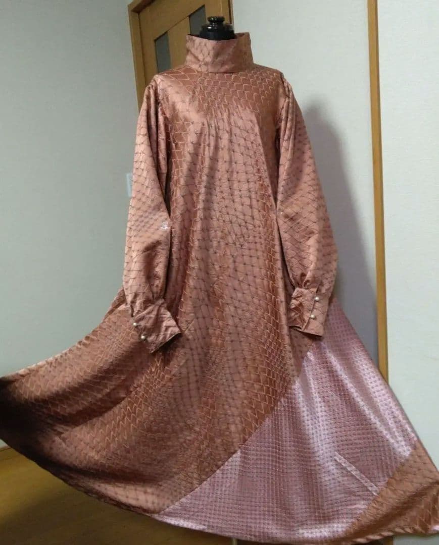 絞り着物ピンク模様