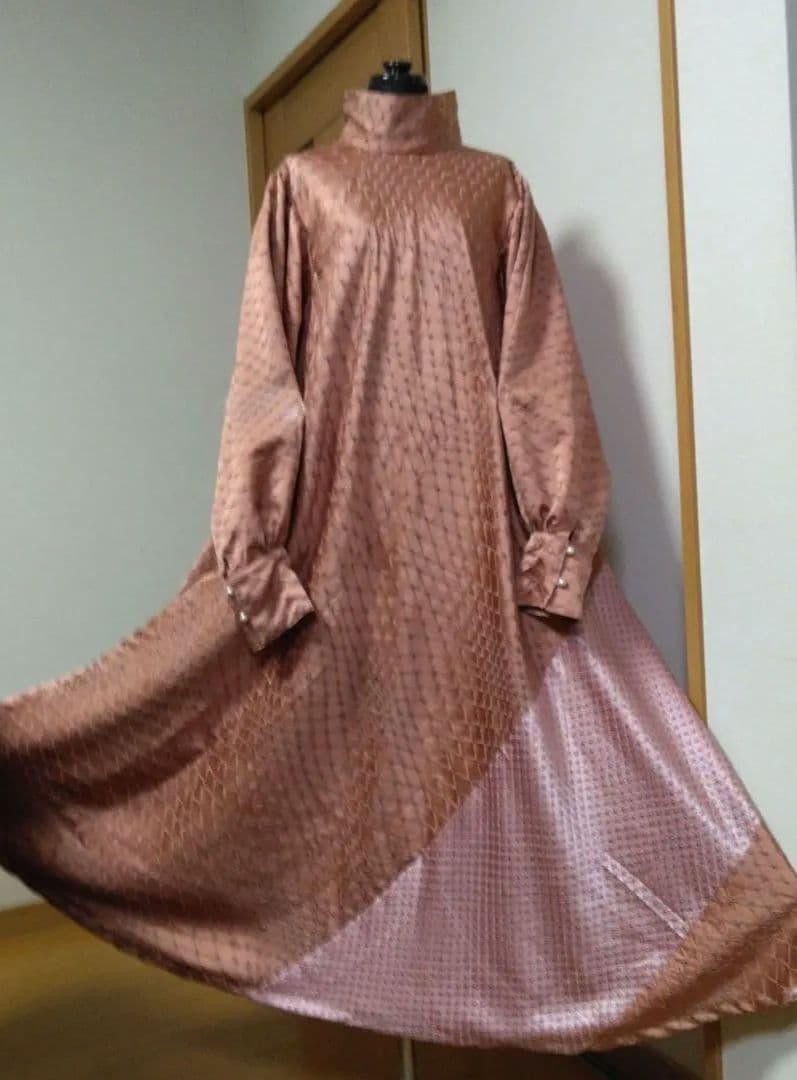 絞り着物ピンク模様