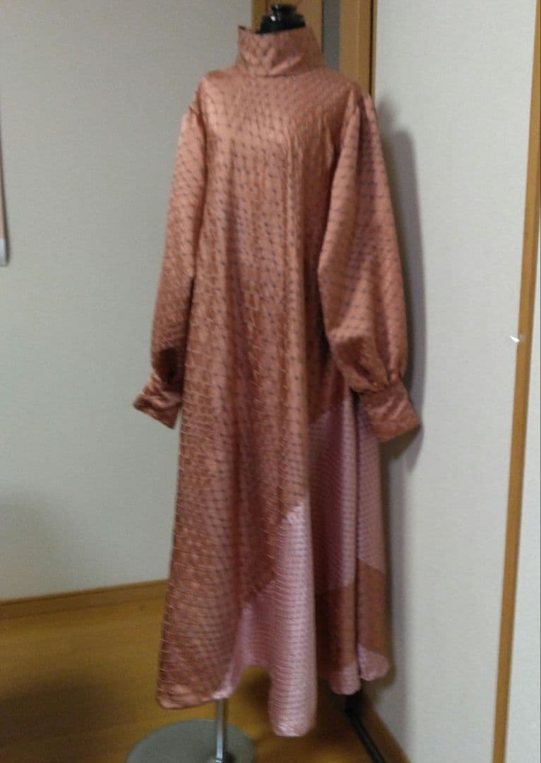 絞り着物ピンク模様