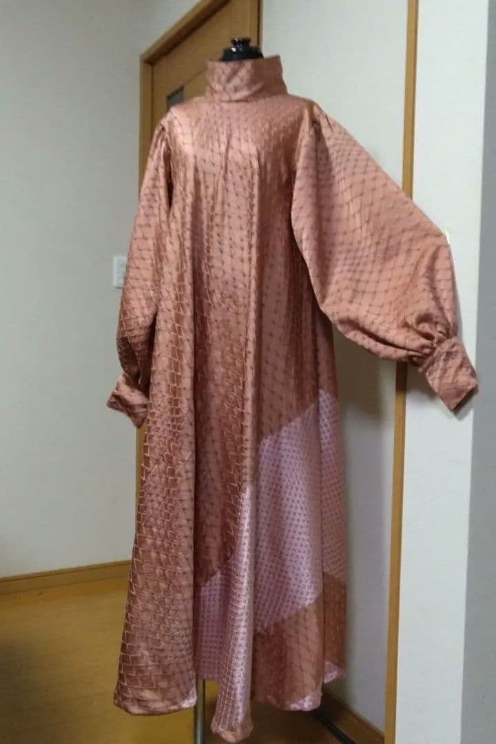 絞り着物ピンク模様