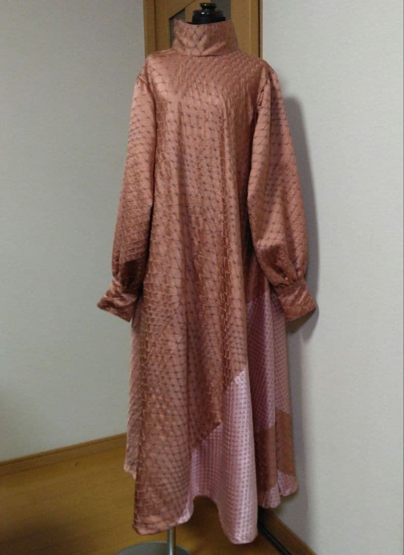 絞り着物ピンク模様