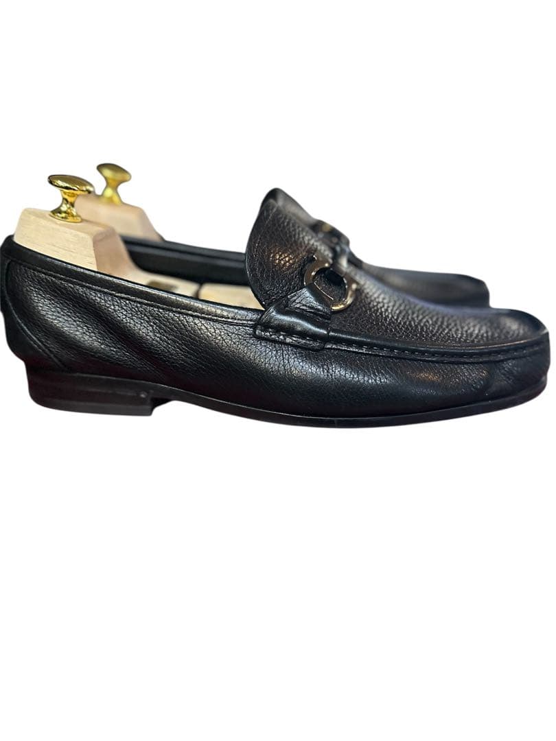 Salvatore Ferragamo メンズ　黒ローファー
