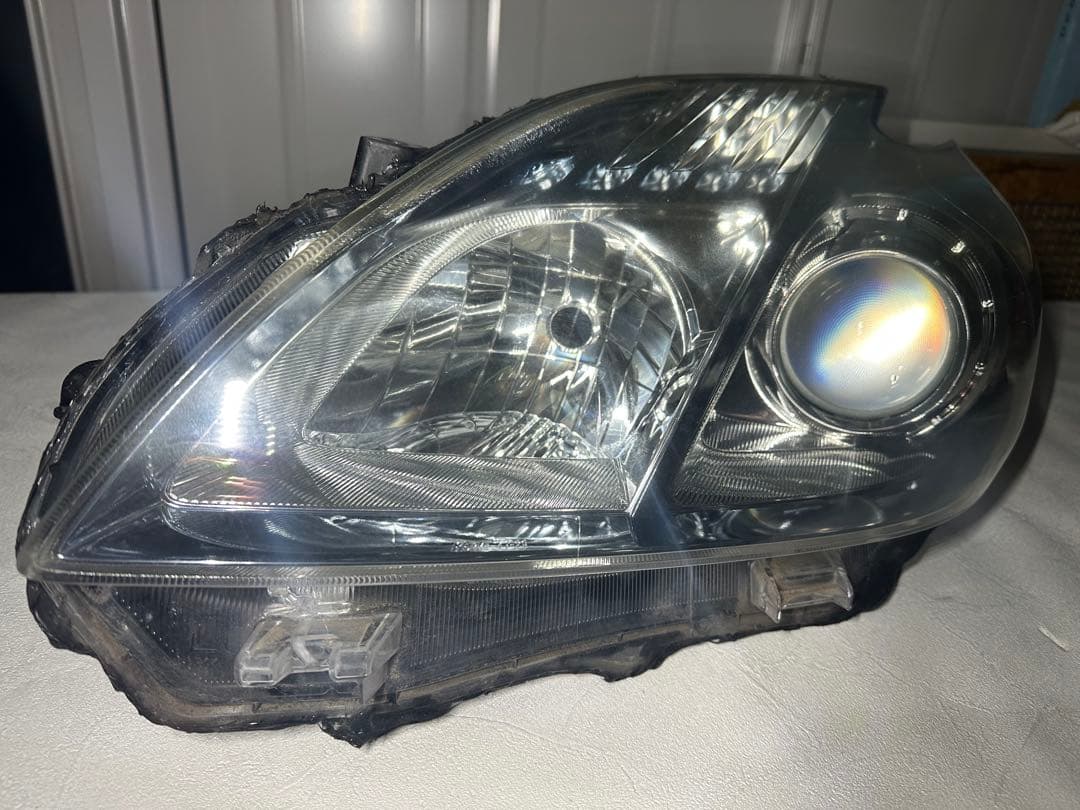 30プリウス US風　ハロゲンヘッドライト