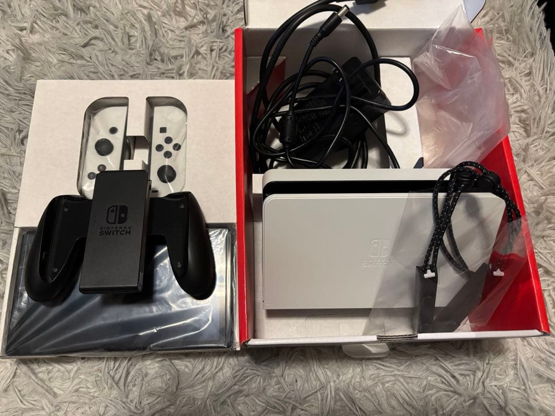 Nintendo Switch 有機ELモデル本体 ホワイト