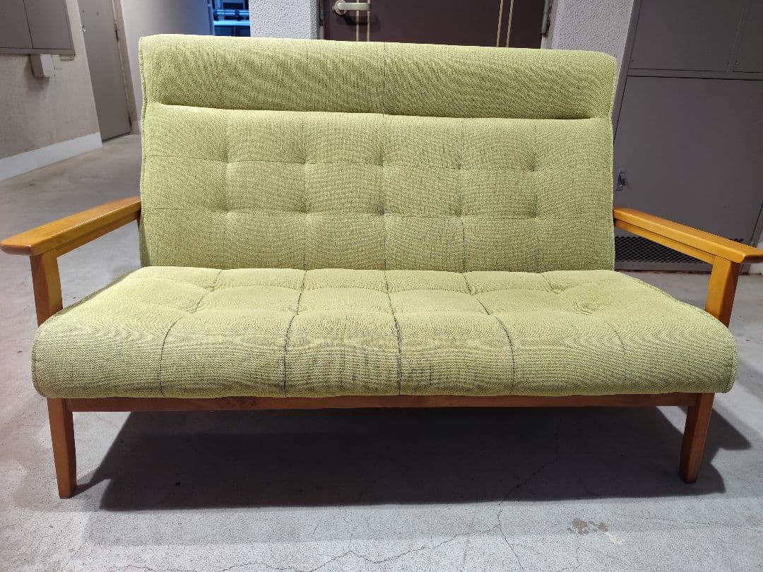 ミッドセンチュリー風 緑色ソファ
