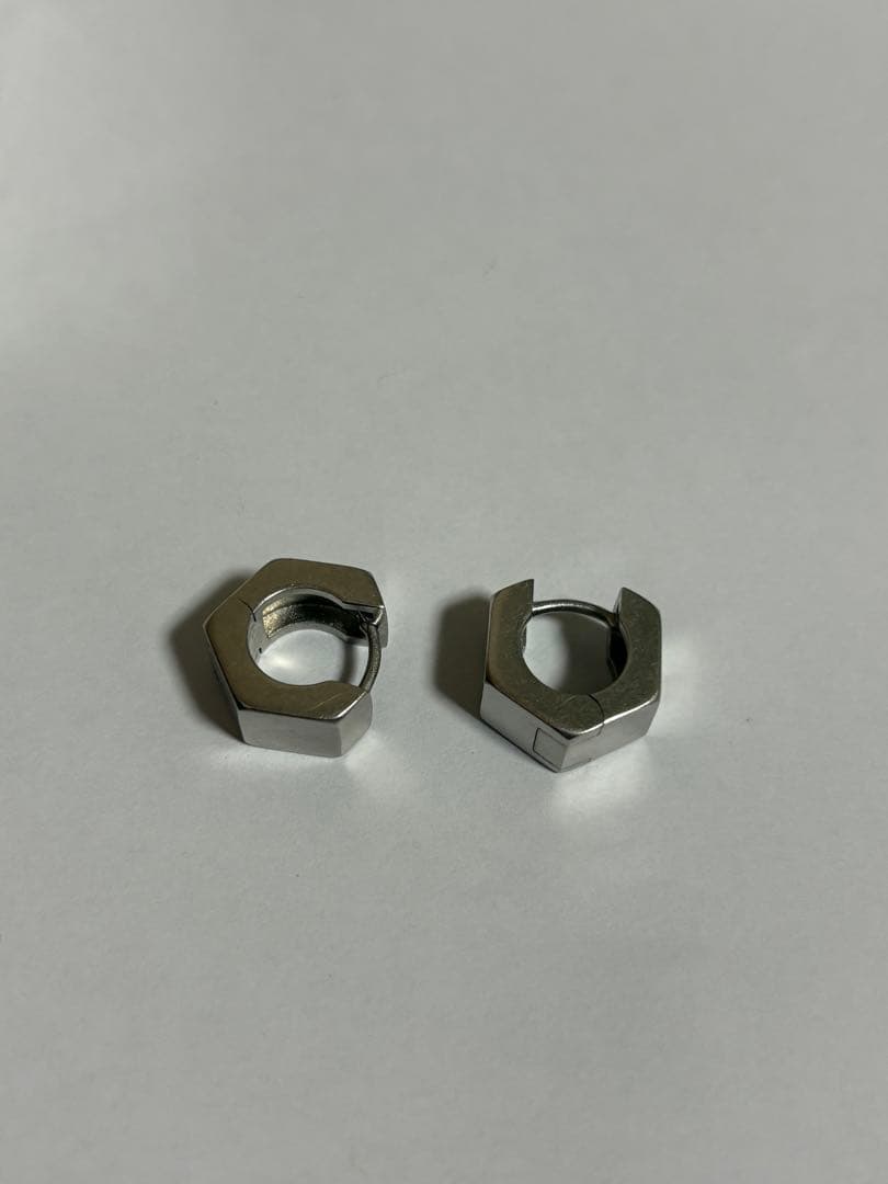 Maison Margiela シルバー　両耳用ピアス