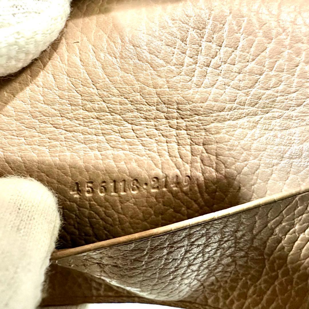 GUCCI GGマーモントキーケース