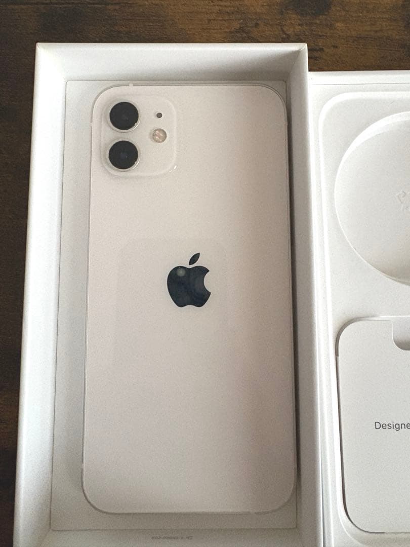 Apple iPhone 12ホワイト 64G 本体