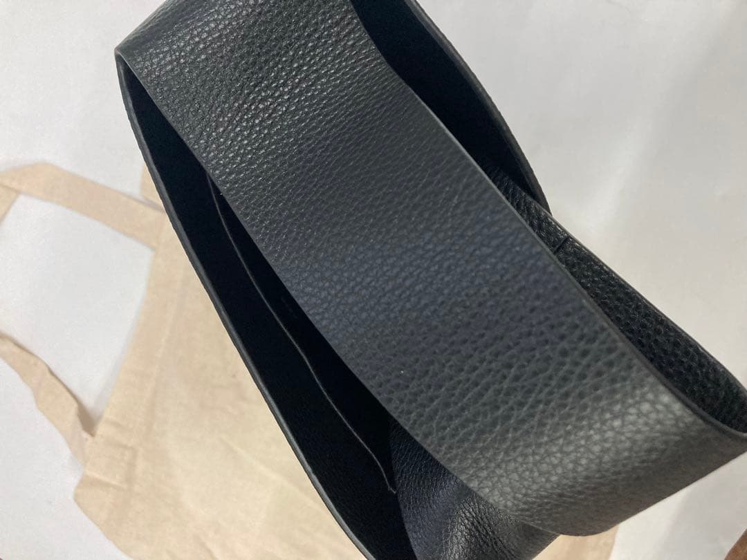 Aeta ブラックトートバッグ