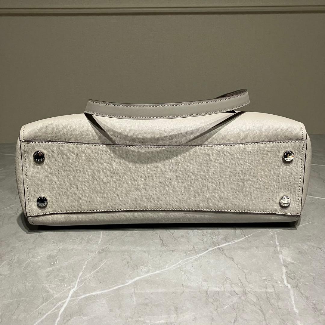 MICHAEL KORS トップジップ マルチファンクショントート パールグレー