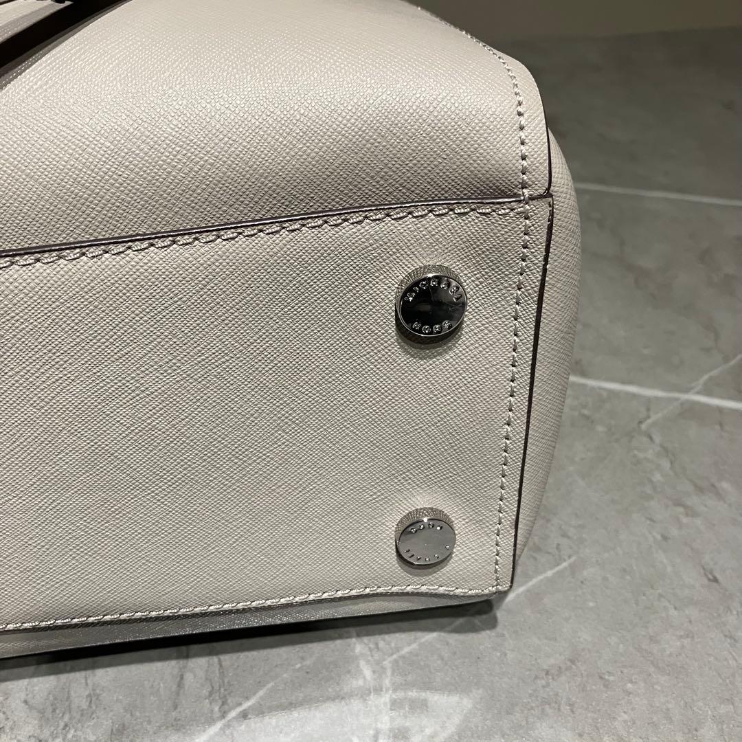 MICHAEL KORS トップジップ マルチファンクショントート パールグレー