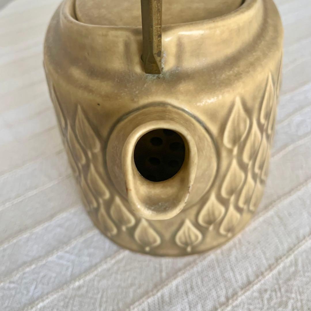 北欧ビンテージ・クイストゴー・レリーフ・ティーポット楕円タイプ