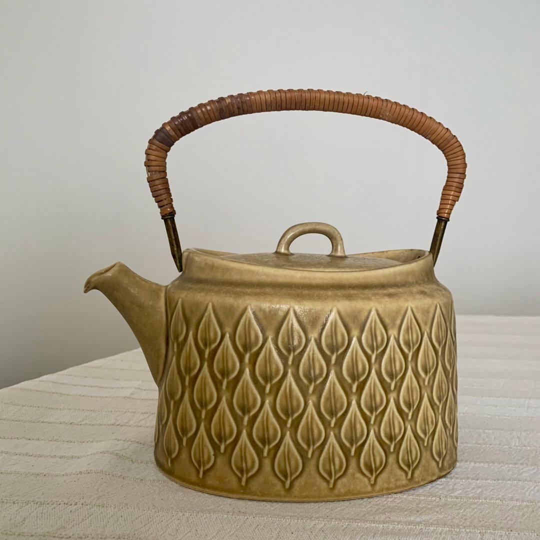 北欧ビンテージ・クイストゴー・レリーフ・ティーポット楕円タイプ