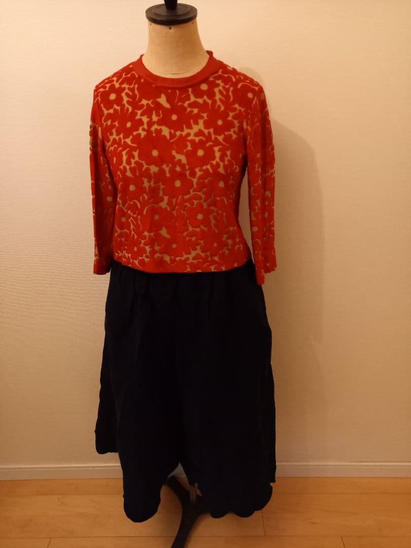 COMMEdesGARCONSスカラップデザインキュロット(濃紺)パンツ