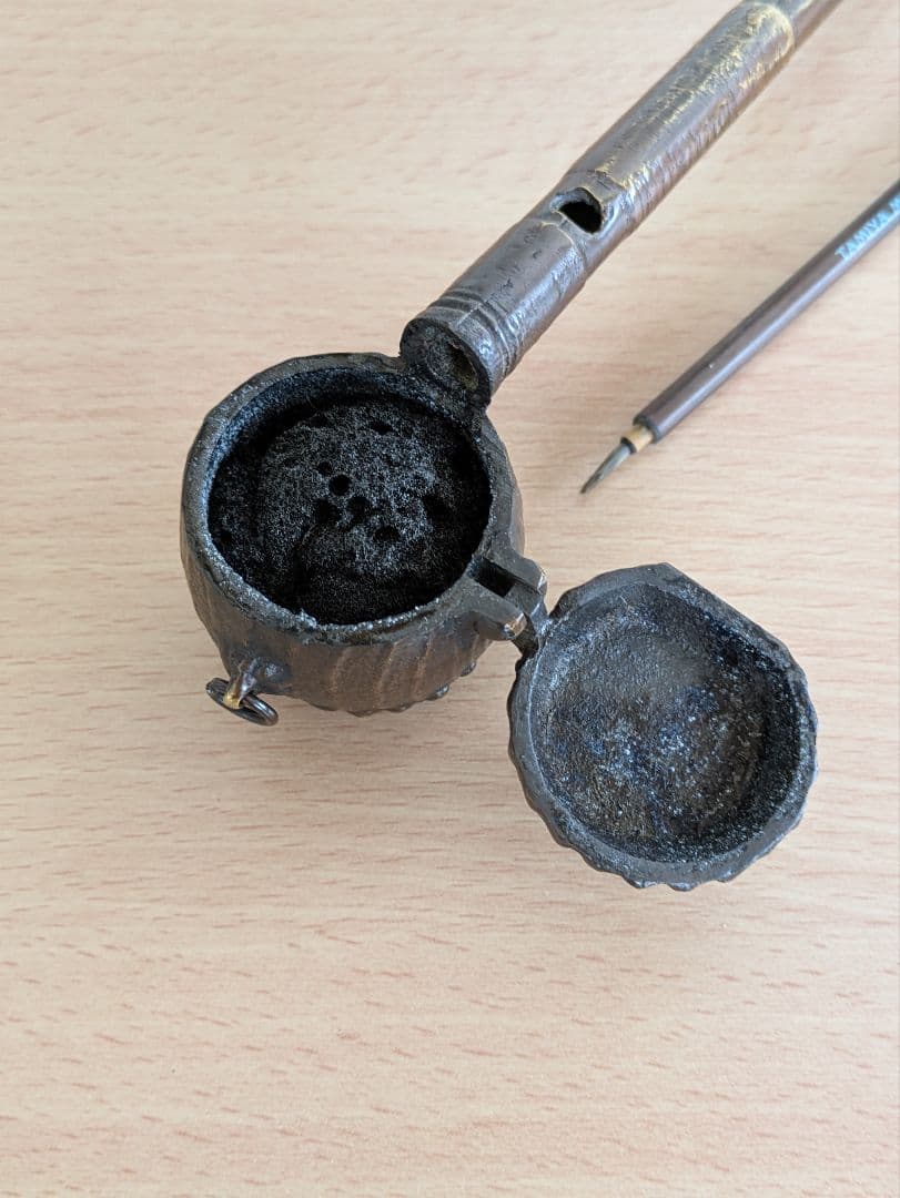 矢立　太鼓型　三つ巴模様