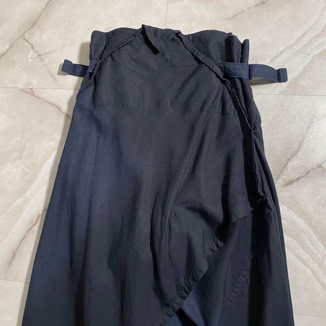 A15315 美品 イッセイミヤケ　変形リネンラップサルエルパンツ　紺3