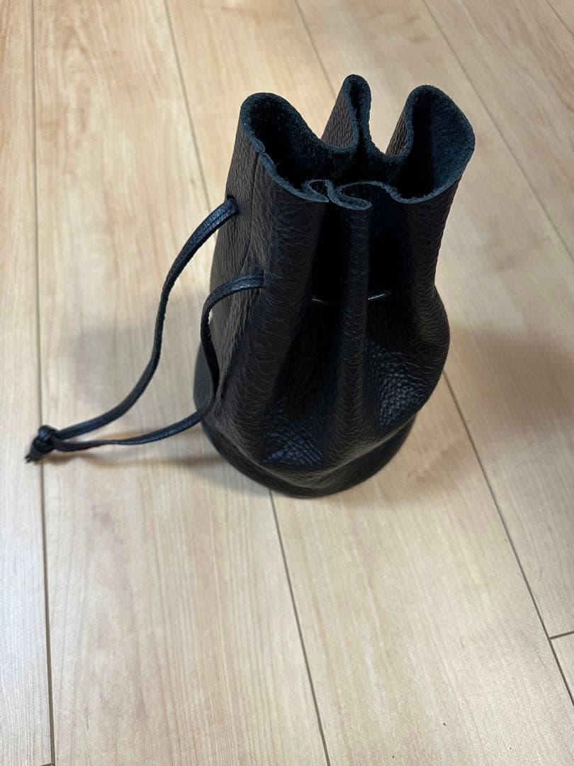 【極美品】巾着バッグ 本革 バッグ メンズ ミニバッグ 手提げ