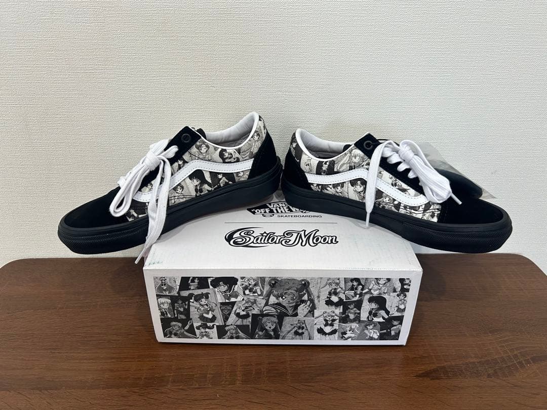 セーラームーン vans スケートオールドスクール